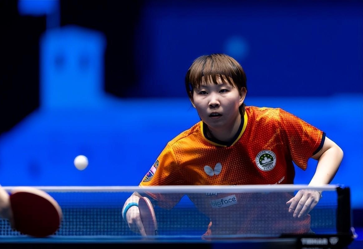 和小空间处 和小空间处